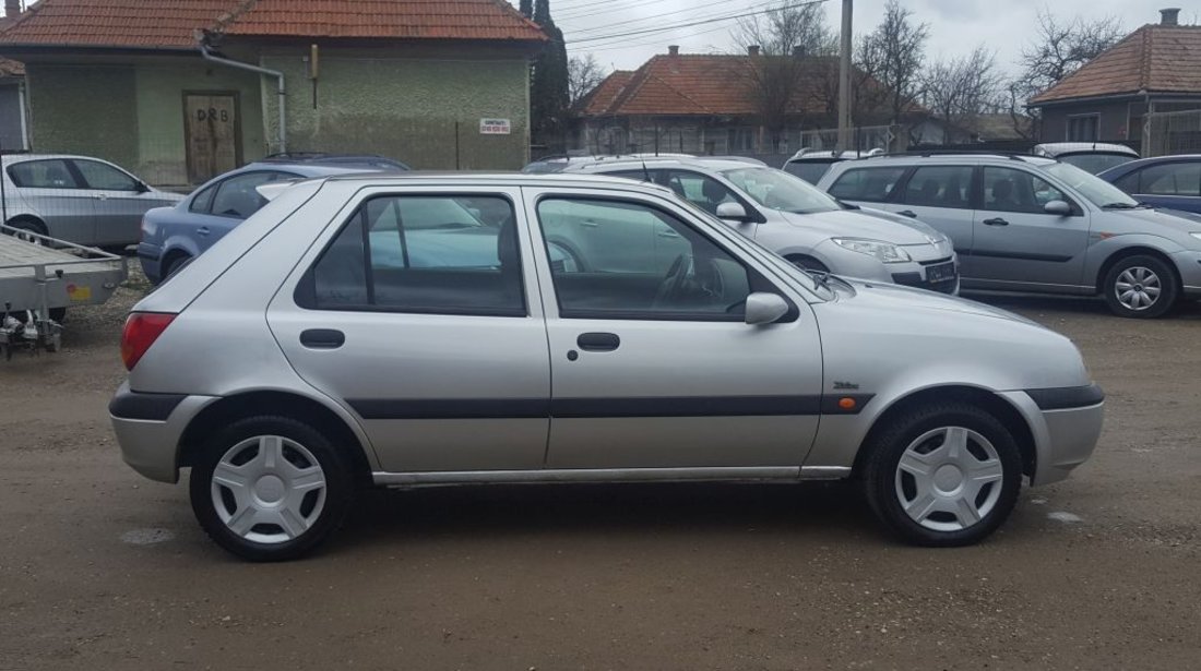 Ford Fiesta 1,3 ZETEC 2001