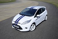 Ford Fiesta ajunge... sport