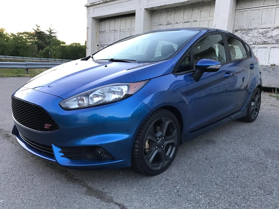 Ford Fiesta ST in Liquid Blue