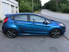 Ford Fiesta ST in Liquid Blue