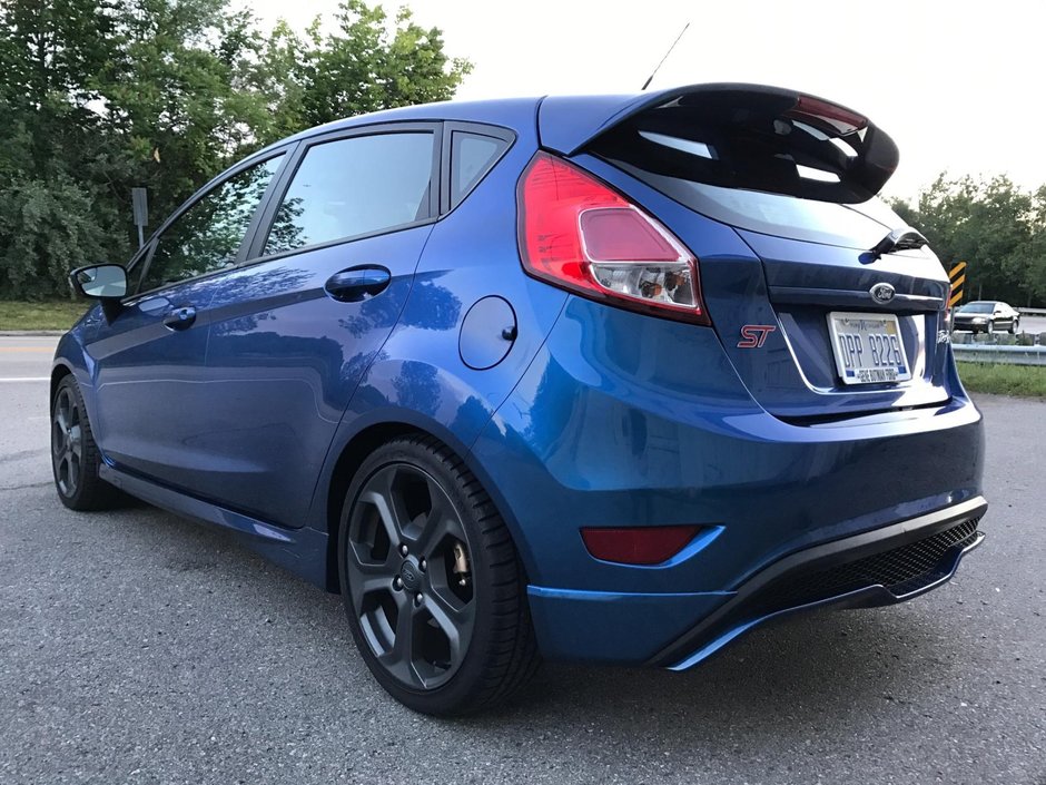 Ford Fiesta ST in Liquid Blue