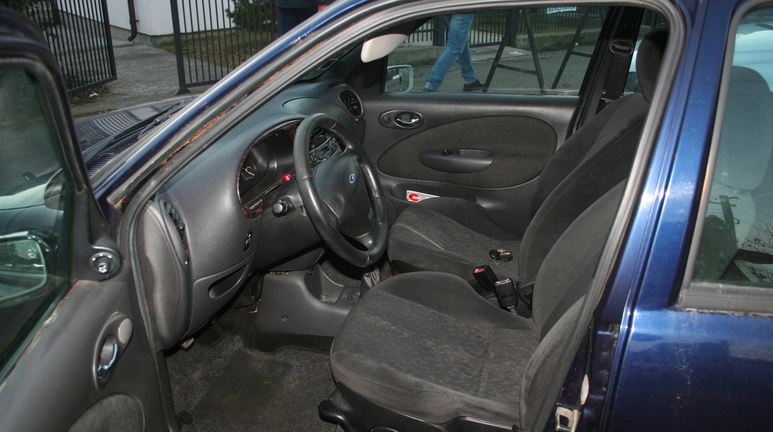 Ford Fiesta Zetec 2001