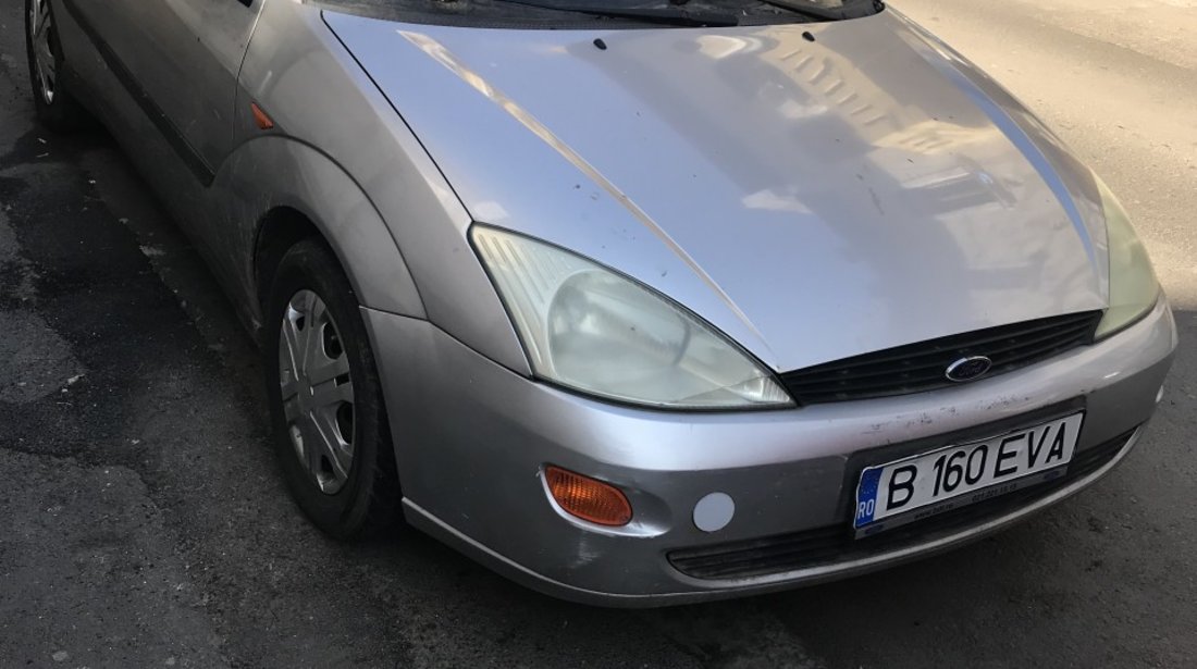 Ford Focus 1.6 benzina 2000