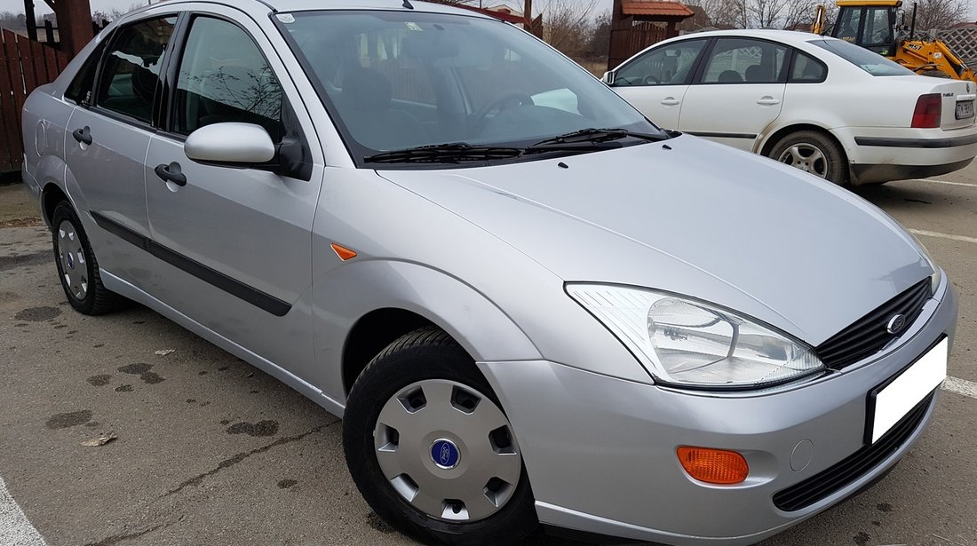 Ford Focus 1.6 benzina 2001