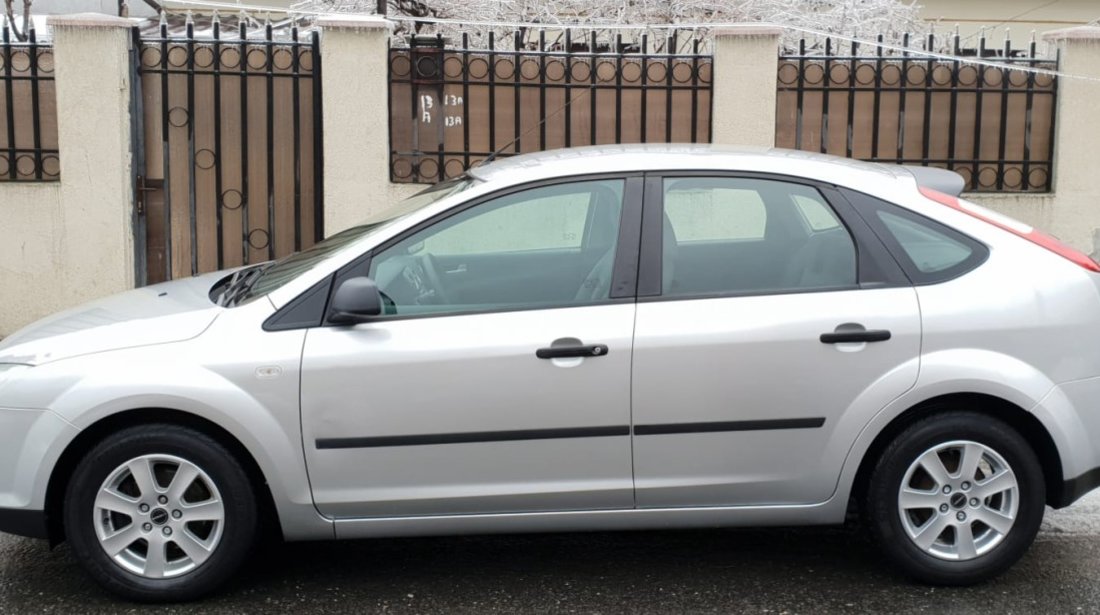 Ford Focus 1.6 benzina 2006