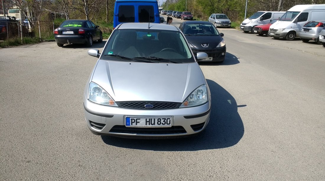 Ford Focus 1.6 Scurt 4 usi 2003