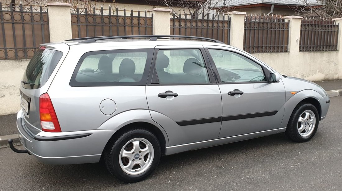 Ford Focus 1,8 benzina 2003