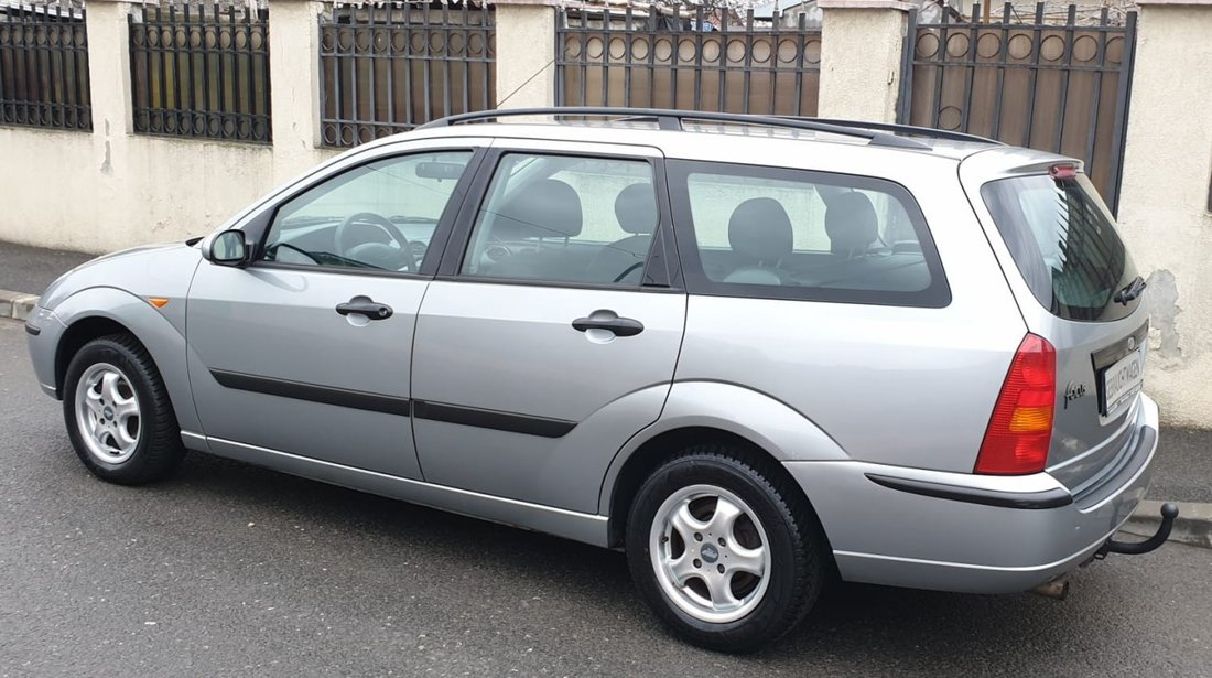 Ford Focus 1,8 benzina 2003