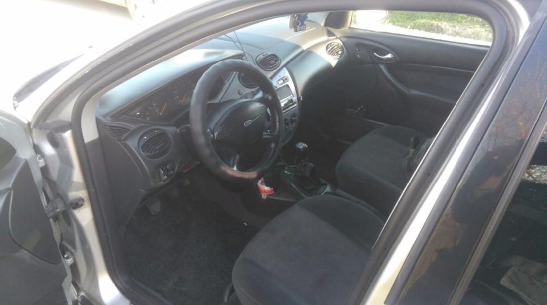 Ford Focus 1.8 tddi 2001