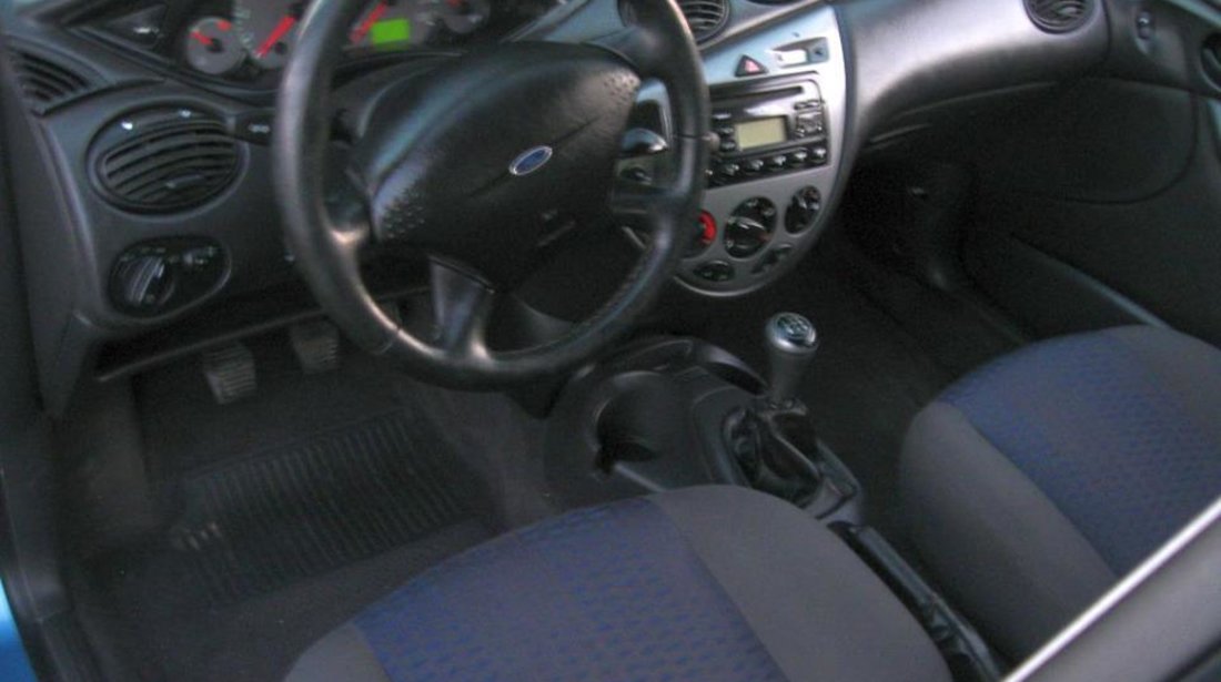 Ford Focus 1600 benzina e4 2001