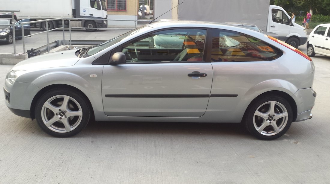 Ford Focus Benzina 2005