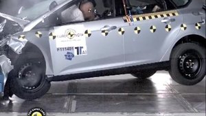 Ford Focus - Crash Test by EuroNCAP