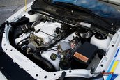 Ford Focus cu motor V8