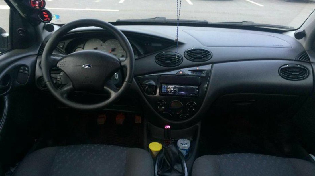 Ford Focus FYDA 2000