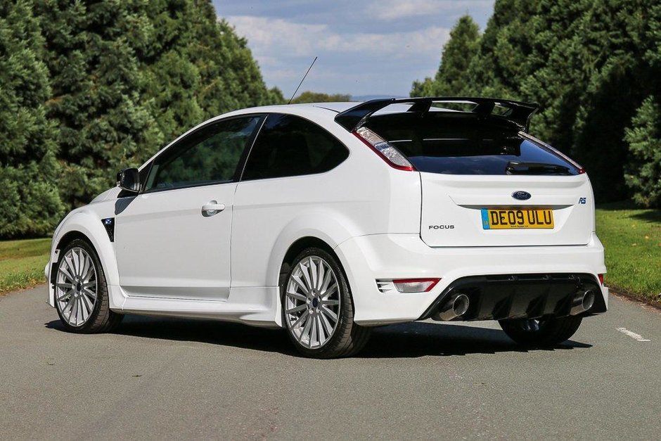 Ford Focus RS cu 15.000 km