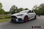 Ford Focus RS Roush cu jante Vossen