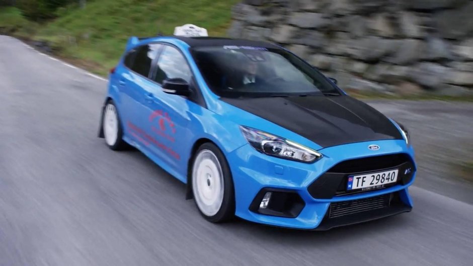 Ford Focus RS transformat in taxi