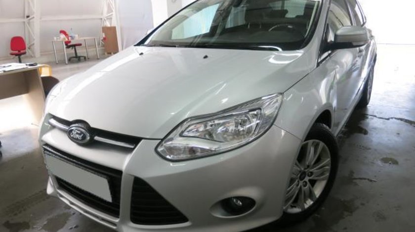 Ford Focus Sedan 1.6 TDCi 116 CP Trend 2014