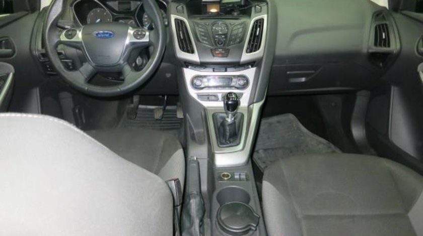 Ford Focus Sedan 1.6 TDCi 95 CP Trend 2012