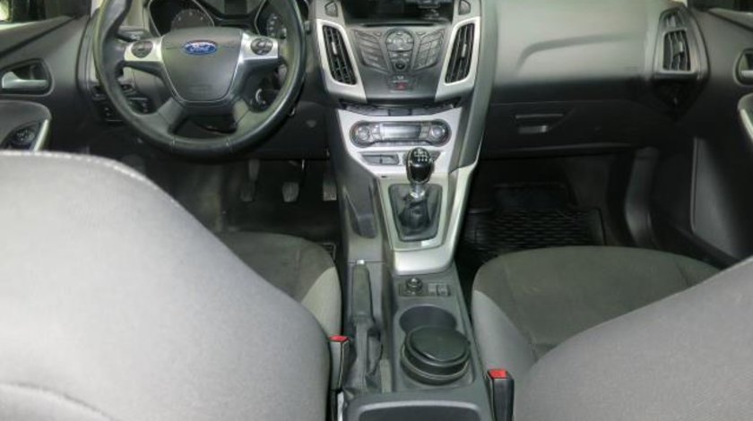 Ford Focus Sedan 1.6 TDCi 95 CP Trend 2012