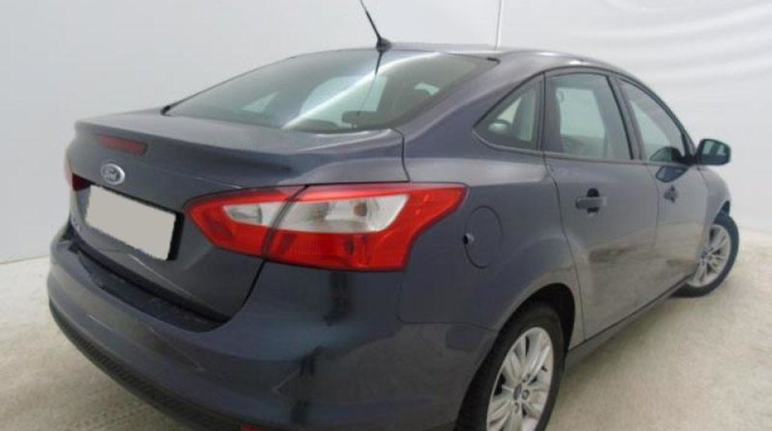 Ford Focus Sedan 1.6 TDCi Trend 95 CP 2013