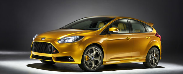 Ford Focus ST 2011 se arata la Paris