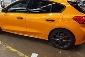 Ford Focus ST complet necamuflat