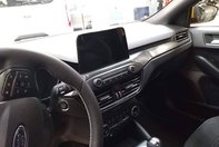Ford Focus ST complet necamuflat