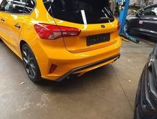 Ford Focus ST complet necamuflat