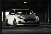 Ford Focus ST de la JMS Fahrzeugteile