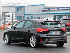 Ford Focus ST necamuflat