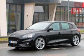 Ford Focus ST necamuflat