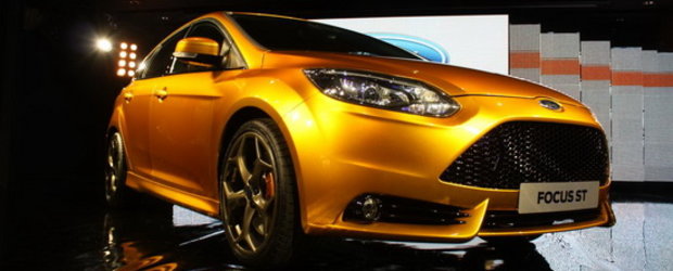 Ford Focus ST - Un hot hatch numai bun de iubit!