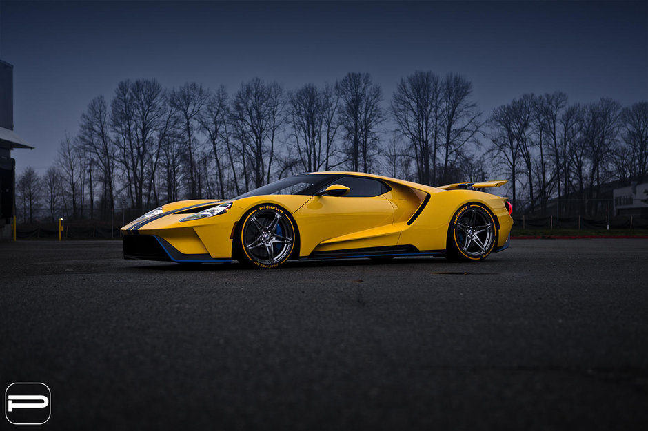 Ford GT cu jante PUR