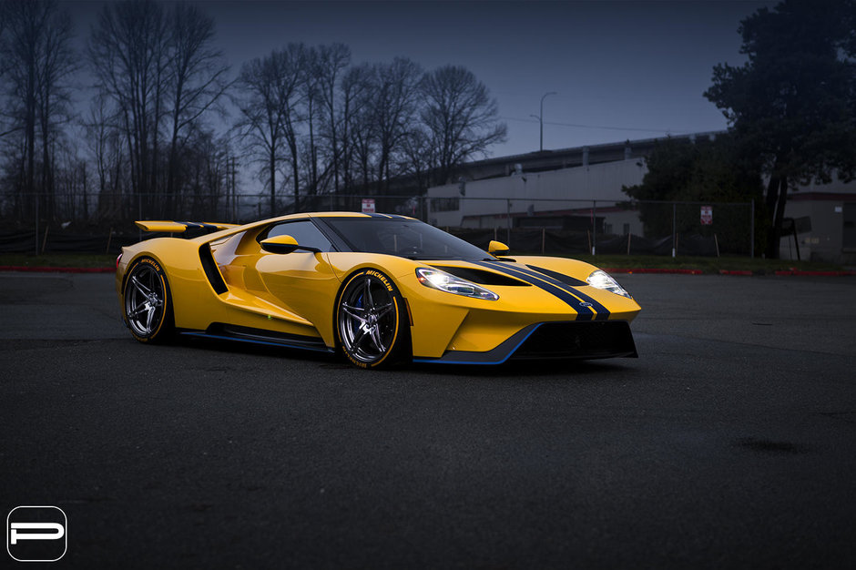 Ford GT cu jante PUR