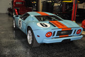 Ford GT Heritage Edition cu 18 km la bord