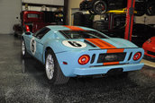 Ford GT Heritage Edition cu 18 km la bord