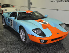 Ford GT Heritage Edition cu 18 km la bord