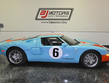 Ford GT Heritage Edition cu 18 km la bord