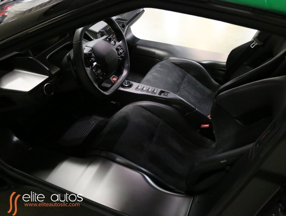 Ford GT in Atlas Green de vanzare