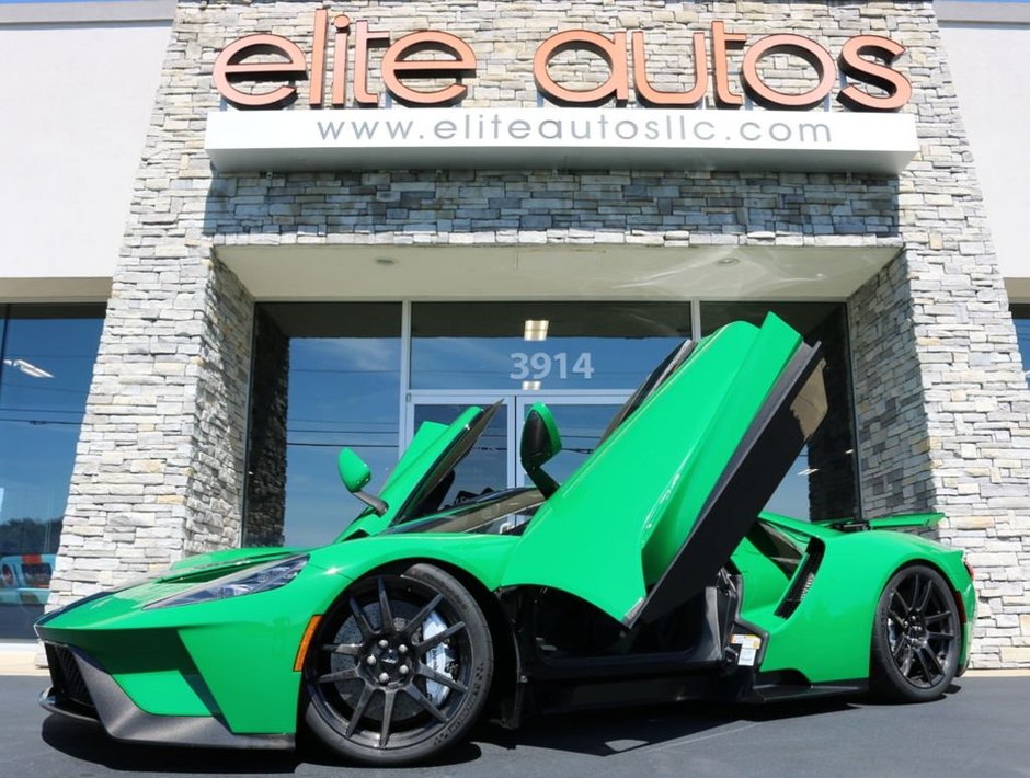 Ford GT in Atlas Green de vanzare