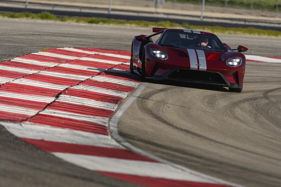 Ford GT