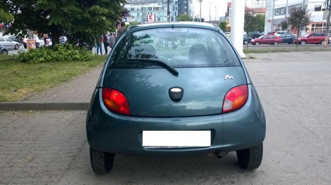 Ford KA 1.3 i Klima Euro 4 Taxa = 100 € An 2002