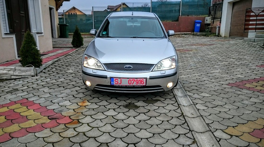 Ford Mondeo GHIA 2001