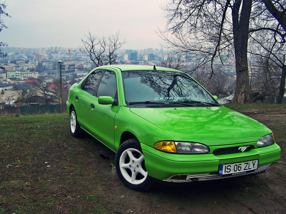 Ford Mondeo MK1