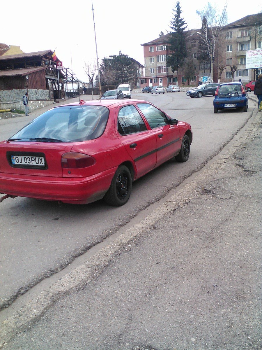 Ford Mondeo Mondy 1.8 16v Zetec