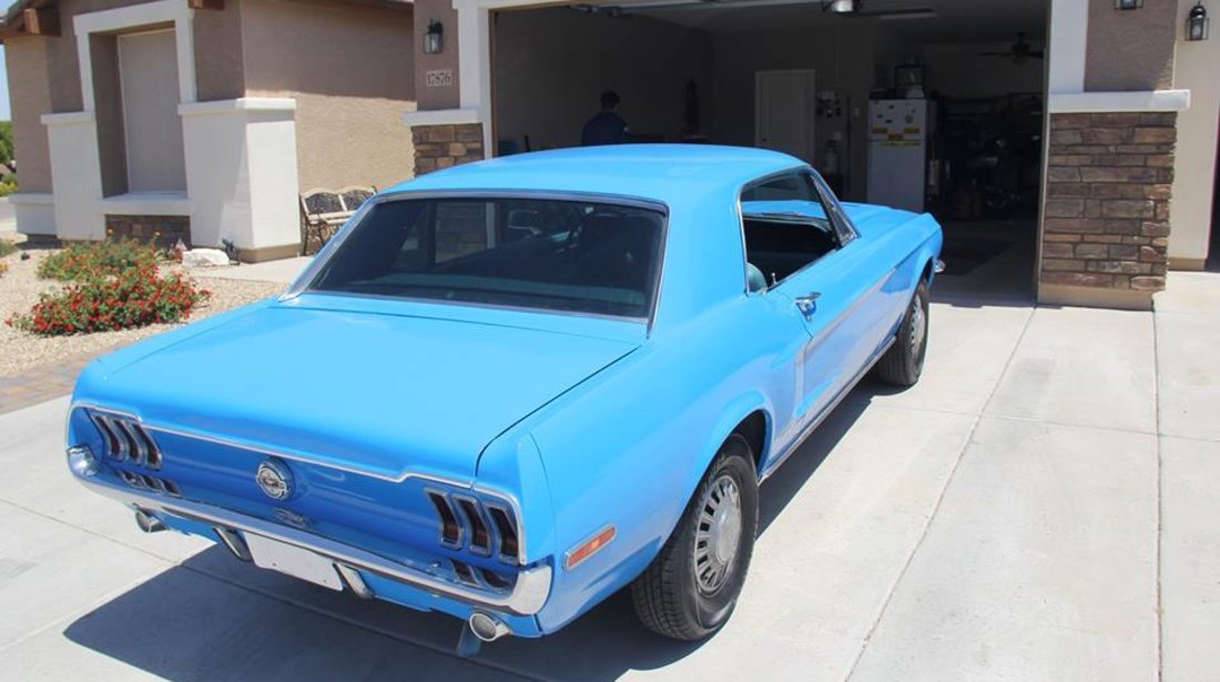 Ford Mustang cp 2000