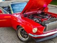 Ford Mustang cu motor 2JZ