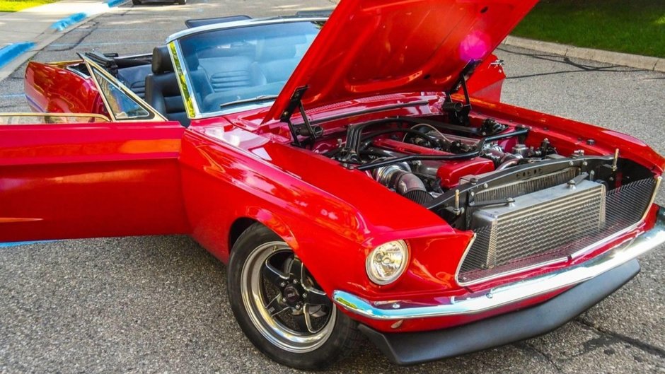 Ford Mustang cu motor 2JZ