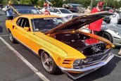 Ford Mustang cu motor de Ford GT